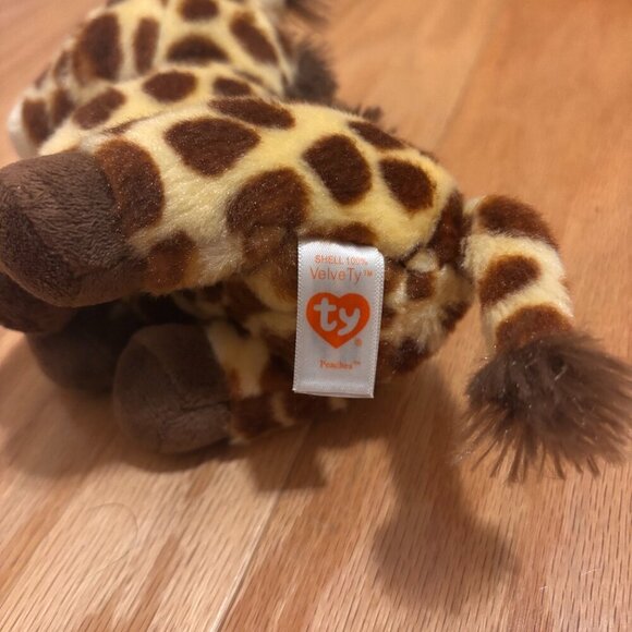 TY Velvety Peaches Giraffe 6” Plush Stuffed Animal Toy Jungle Safari Nursery Zoo - Picture 3 of 3